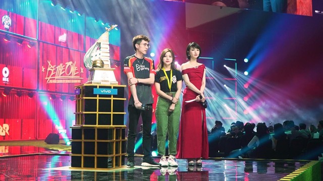 Hành trình PMCO 2019: Lá cờ Việt Nam xuất hiện tại chung kết PUBG Mobile khu vực Đông Nam Á, Top 1 đầu tiên của BOX Gaming - Ảnh 1.