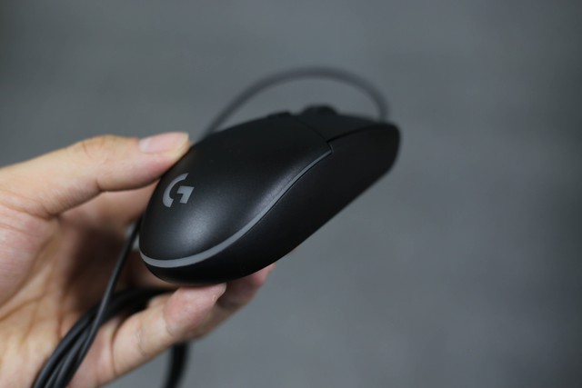 Trên tay chuột chơi game Logitech G-Pro Hero: Nhẹ nhàng tình cảm, chính xác tuyệt đối - Ảnh 6.