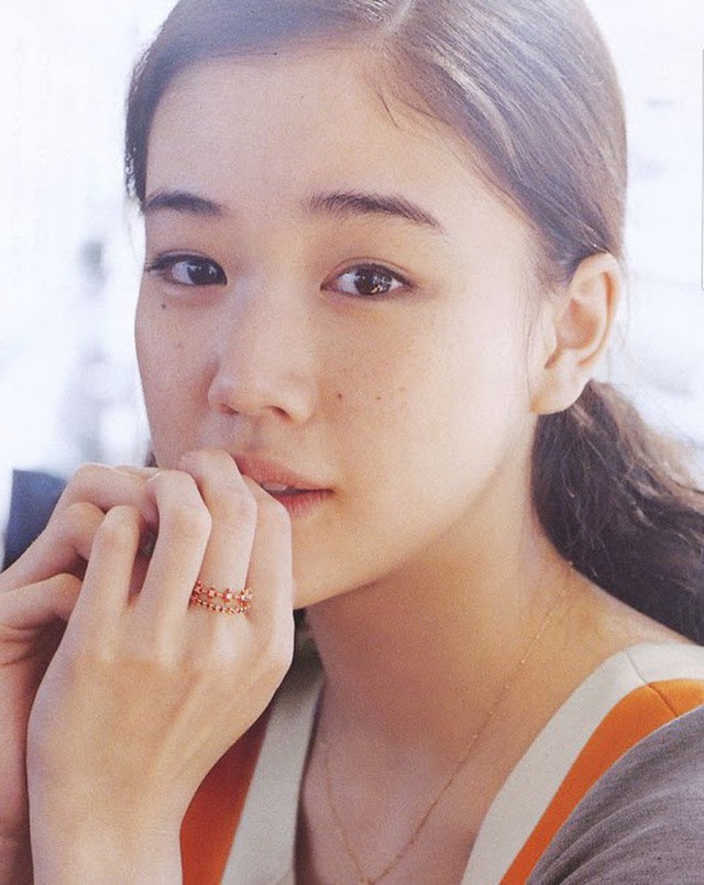 Nghe tin nữ thần Nhật Bản Aoi Yu bất ngờ kết hôn, fan tiếc nuối: Cuối cùng chị cũng tìm được bến đỗ rồi! - Ảnh 2.