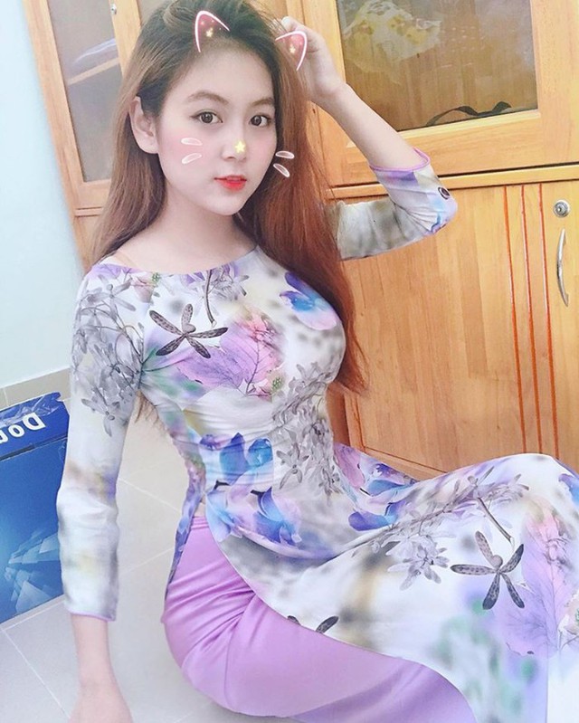 Cận cảnh nhan sắc gái xinh Việt bỏ nghề mẫu nội y làm cô giáo vì đam mê - Ảnh 2.