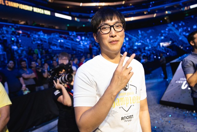 LMHT - Doublelift: Trải bao thăng trầm để từ kẻ bị ghét nhất trở thành tượng đài tại Bắc Mỹ - Ảnh 6.