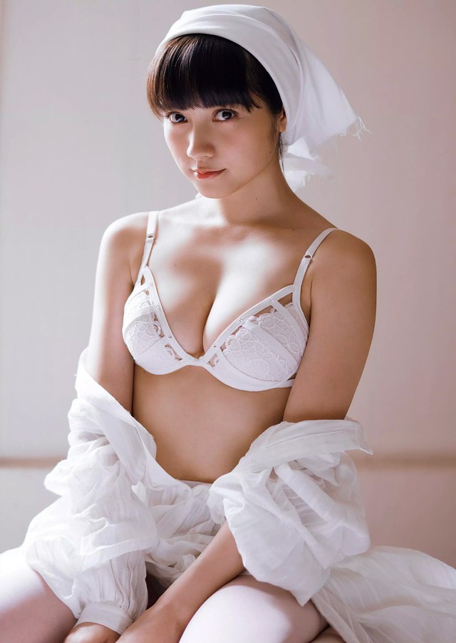 Sững sờ trước cô nàng hot girl Nhật Bản đa tài, đang từ cosplayer lột xác thành người mẫu nội y gợi cảm - Ảnh 14.