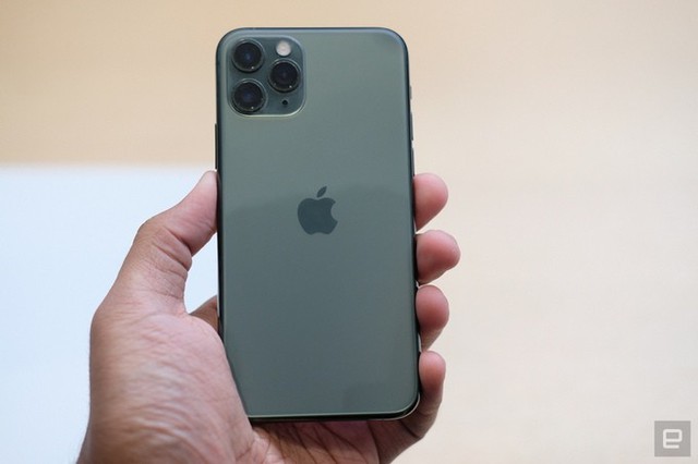 iPhone 11 Pro đã ra mắt, cực ngon lành nhưng người dùng Việt vẫn ỏng eo chê... xấu nhất trong lịch sử Apple - Ảnh 4.