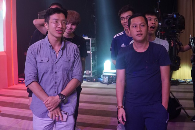 LMHT - VCS mùa hè 2019: Thầy Ba tiếp lửa cho Team Flash và Lowkey với những màn quăng game đỉnh cao - Ảnh 6.