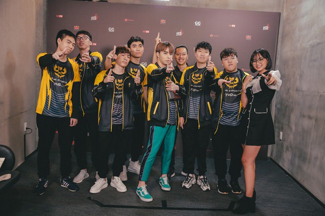 LMHT - Riot Games chính thức xác nhận: Mỗi đội tuyển được đem 7 thành viên đến CKTG 2019 - Ảnh 2.