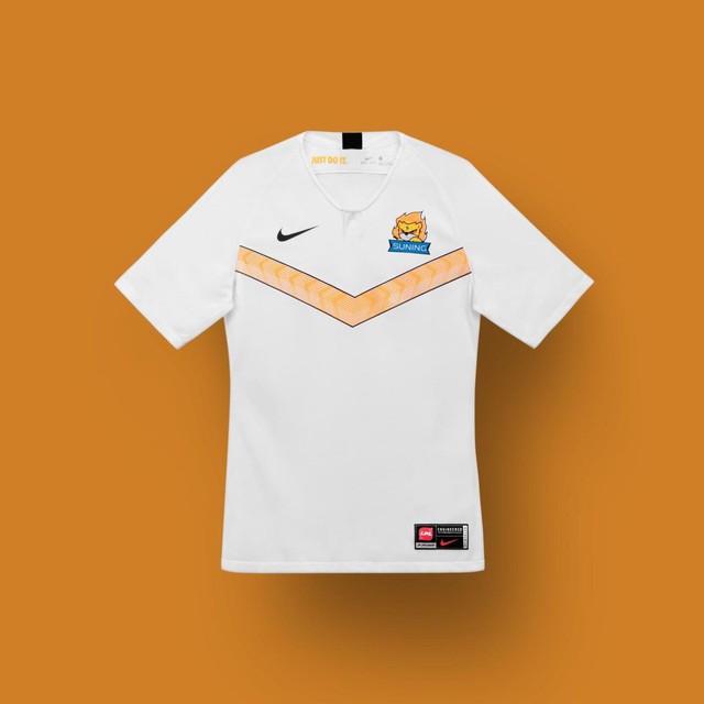 LMHT: Nike ra mắt mẫu áo thi đấu mới toanh cho các game thủ LPL mùa giải 2020 - Ảnh 10.