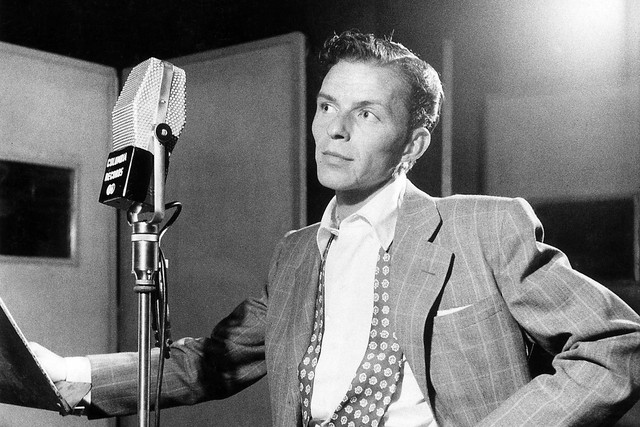 Danh ca Sinatra và mối quan hệ đầy tai tiếng với giới mafia - Ảnh 1.