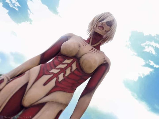 Ngỡ ngàng ngắm loạt ảnh cosplay Titan Hình Nữ trong Attack on Titan, chỉ có thể thốt lên xuất sắc! - Ảnh 5.