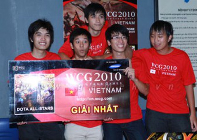 WCG Việt Nam năm 2010 đã trở lại và sẽ mang đến cho bạn những trận đấu đầy kịch tính và hấp dẫn. Hãy cùng theo dõi và trải nghiệm lại những hình ảnh đó ngay hôm nay!