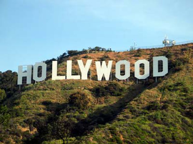 Biểu tượng của Hollywood đã ra đời như thế nào?