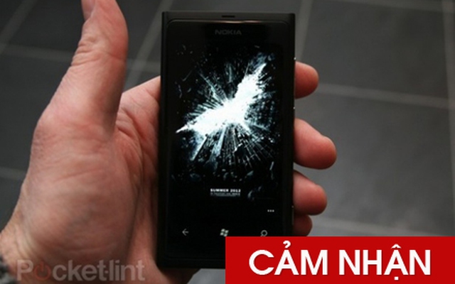 Thiết kế tuyệt vời của Nokia Lumia 800 Batman