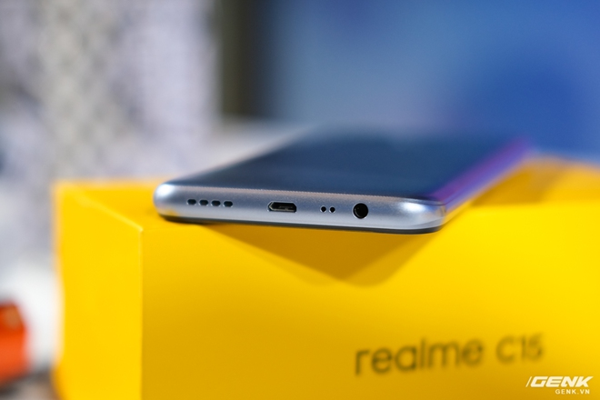 Trên tay Realme C15 tại Việt Nam: Thiết kế giống C12, thêm 1 camera sau, RAM tăng 1GB, chạy Snapdragon 460, giá 4,19 triệu đồng - Ảnh 9.