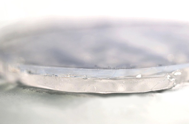 MIT tạo ra loại vật liệu giúp giữ lạnh mà không cần điện - Ảnh 1.