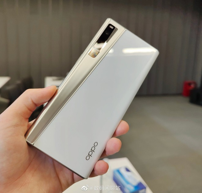 OPPO ra mắt X 2021: Smartphone với màn hình có thể cuộn lại đầu tiên trên thế giới - Ảnh 10.