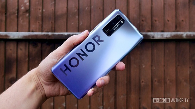 Huawei tuyên bố bán thương hiệu điện thoại bình dân Honor - Ảnh 1.