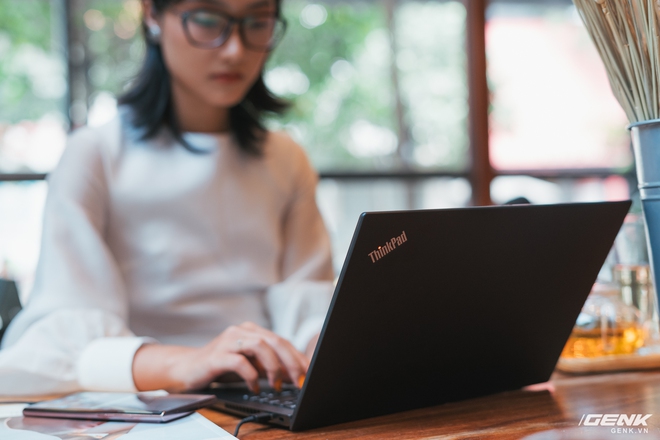 Trải nghiệm Lenovo ThinkPad X13: Cảm hứng từ X1 Carbon với mức giá dễ chịu hơn - Ảnh 4. Trải nghiệm Lenovo ThinkPad X13: Cảm hứng từ X1 Carbon với mức giá dễ chịu hơn - Ảnh 4.