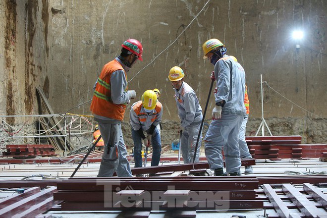 Cận cảnh lắp ráp robot đào hầm khủng nặng 850 tấn thi công Metro Nhổn - ga Hà Nội - Ảnh 5.