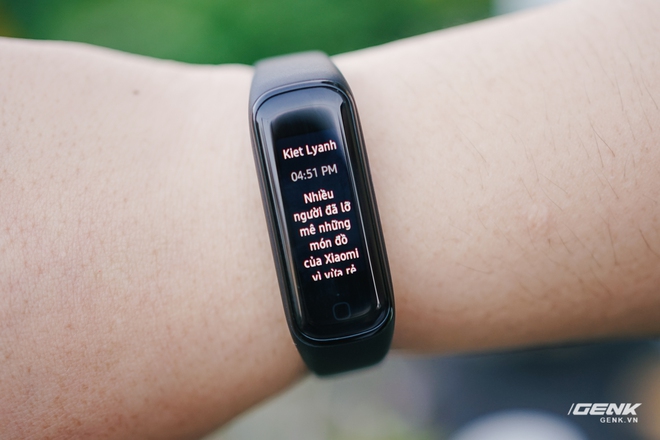 Chi tiết Galaxy Fit2: Smartband đáng mua trong phân khúc dưới 1 triệu đồng - Ảnh 10. Chi tiết Galaxy Fit2: Smartband đáng mua trong phân khúc dưới 1 triệu đồng - Ảnh 10.