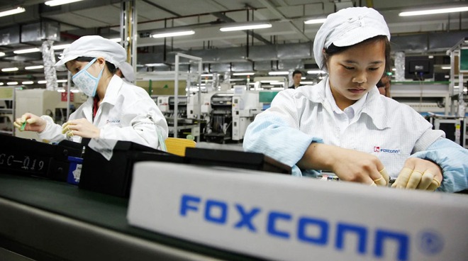 Không muốn trì hoãn ra mắt iPhone, Apple đã mắt nhắm mắt mở cho phép các nhà cung cấp vi phạm luật lao động - Ảnh 3. Không muốn trì hoãn ra mắt iPhone, Apple đã mắt nhắm mắt mở cho phép các nhà cung cấp vi phạm luật lao động - Ảnh 3.