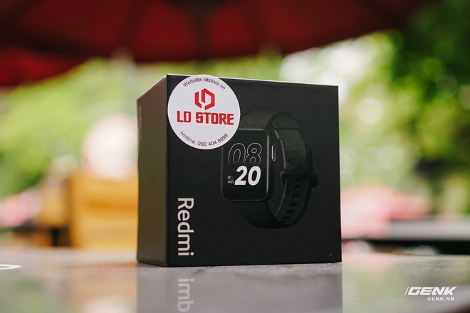 Trên tay Redmi Watch giá 1.1 triệu đồng: Apple Watch giá rẻ của thế giới Android! - Ảnh 1. Trên tay Redmi Watch giá 1.1 triệu đồng: Apple Watch giá rẻ của thế giới Android! - Ảnh 1.