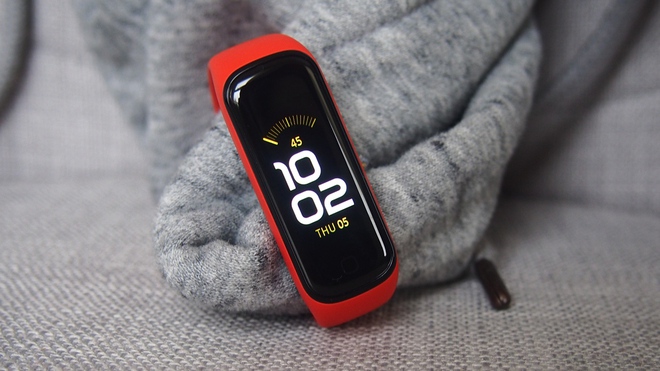 Galaxy Fit2 ra mắt tại VN: Thiết kế công thái học, pin 14 ngày, chống nước IP68, giá ưu đãi 650.000 đồng - Ảnh 2.