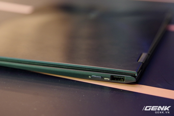 ASUS trình làng bộ đôi Zenbook Flip: thiết kế siêu mỏng, có thể gập mở 360 độ, màn hình OLED giá từ 26 triệu đồng - Ảnh 21. ASUS trình làng bộ đôi Zenbook Flip: thiết kế siêu mỏng, có thể gập mở 360 độ, màn hình OLED giá từ 26 triệu đồng - Ảnh 21.