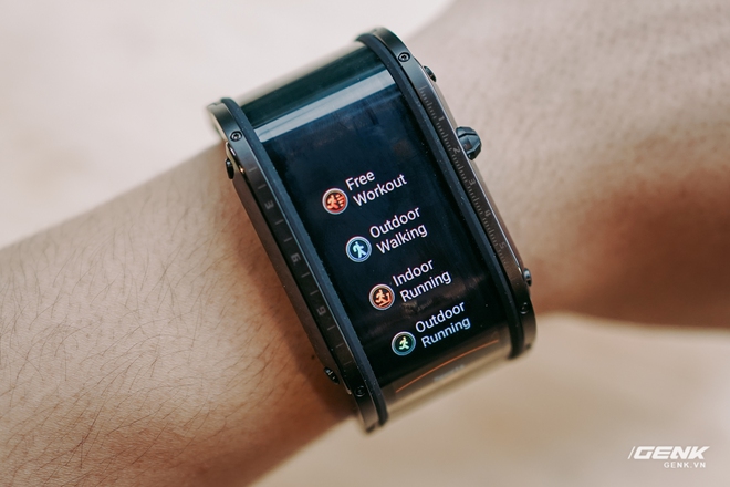 flexible smartwatch