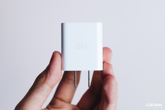 Trên tay củ sạc Xiaomi 20W dành cho iPhone: Giá 130.000 đồng, sạc nhanh như củ sạc Apple - Ảnh 4.