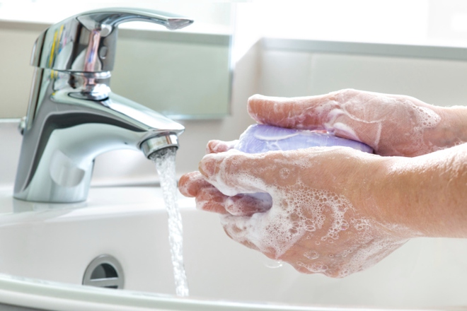 Rửa tay gồm những bước gì, mọi người hay làm sai bước nào nhất? - Ảnh 1.