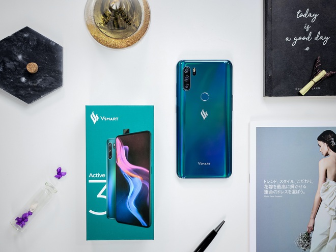 Mới ra mắt 1 tháng, Vsmart Active 3 đã có giá mới tốt hơn, smartphone Trung Quốc biết sống sao? - Ảnh 1.