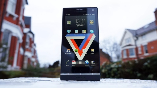 Ngược dòng thời gian: Xperia S - chiếc điện thoại ấn tượng đánh dấu thời hậu chia tay giữa Sony và Ericsson - Ảnh 1.