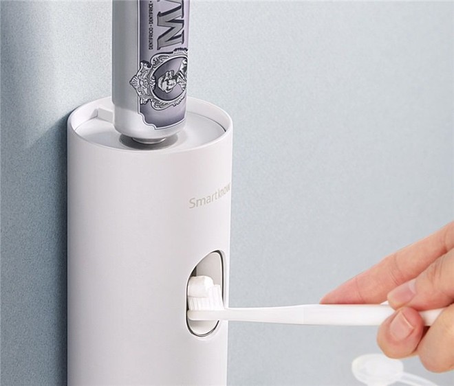 Xiaomi ra mắt dụng cụ lấy kem đánh răng tự động, khử trùng bàn chải bằng tia UV, giá chỉ 299.000 đồng - Ảnh 1.