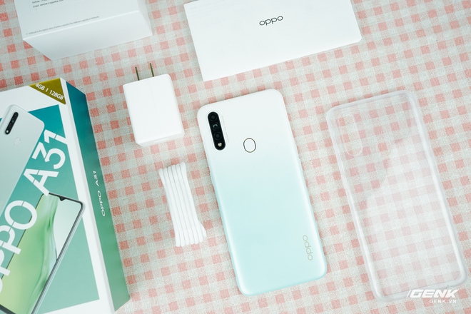 Đây là OPPO A31: Thiết kế trẻ trung, cũng có camera macro bắt trend, giá 4,49 triệu - Ảnh 1.