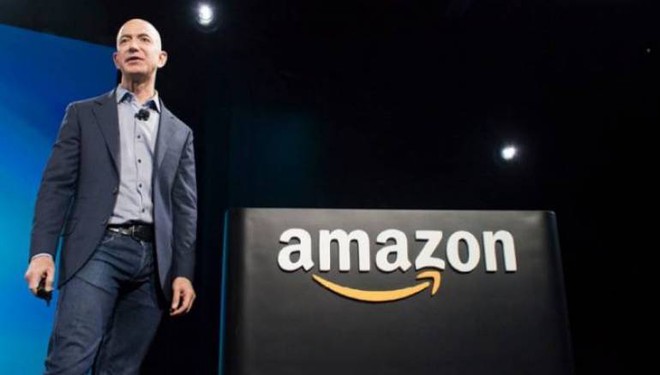 Độ giàu của tỷ phú Jeff Bezos không bị ảnh hưởng nhiều, vì ông đã bán 3,4 tỷ USD cổ phiếu Amazon ngay trước khi dịch bệnh Covid-19 bùng phát - Ảnh 1.