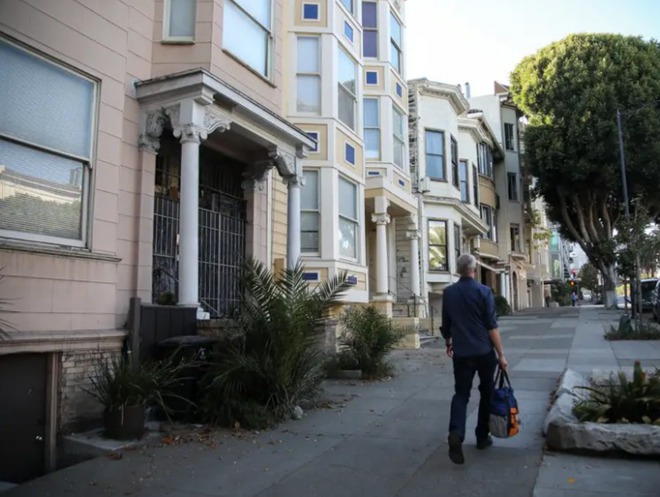 Túp lều tranh không tường rách nát ở San Francisco được rao bán với giá 2 triệu USD - Ảnh 3.