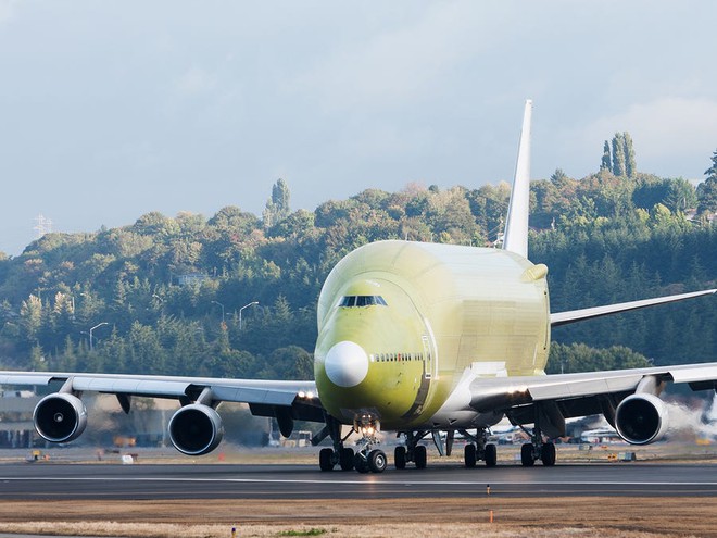 Boeing quyên góp 3 chiếc máy bay chở hàng ngoại cỡ để giúp phân phối hàng hóa liên quan virus corona - Ảnh 4.