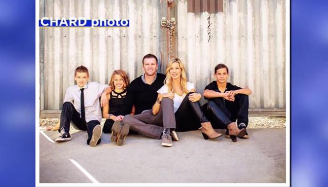 Công ty FilterMax đã thản nhiên sử dụng bức ảnh của 1 gia đình ngẫu nhiên và tuyên bố họ đã tử vong vì Covid-19.