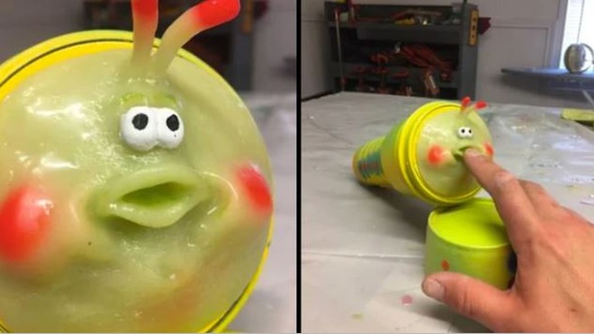 Món đồ chơi người lớn được chế theo thiết kế của chú sâu bướm Heimlich trong bộ phim A Bug's Life.