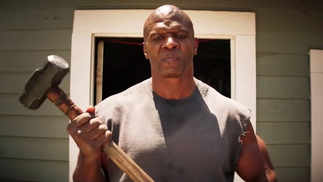 Ngay cả tên tuổi của Terry Crews cũng không thể cứu vãn