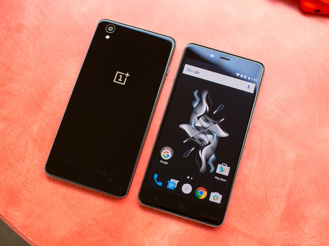 OnePlus 8 có giá quá đắt, CEO OnePlus hứa sẽ ra mắt smartphone giá rẻ trong tương lai - Ảnh 2.