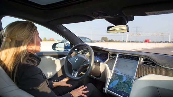 CEO Volkswagen thừa nhận Tesla vượt xa về phần mềm và khả năng tự lái - Ảnh 2.