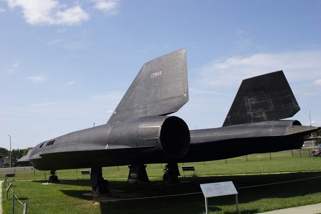 SR-71 Blackbird, chiếc máy bay yêu thích của Elon Musk và Grimes, có gì đặc biệt? - Ảnh 16.