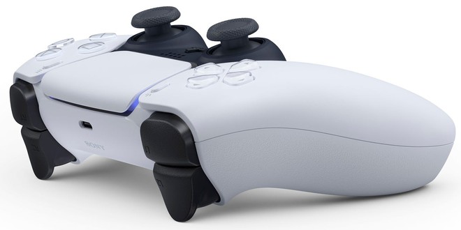 PlayStation 5 chính thức lộ diện: Kiểu dáng rất ngầu nhưng chưa rõ giá bán bao nhiêu, tặng kèm cả GTA V khi lên kệ - Ảnh 3.