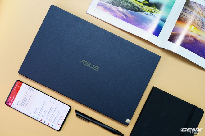 Đánh giá laptop Asus ExpertBook B9: lựa chọn mang tính tất cả vì công việc - Ảnh 1.