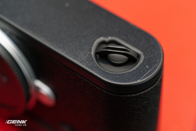 Đập hộp máy ảnh Leica M10-R: Vẫn là nét lạnh lùng hấp dẫn, cảm biến 40-megapixel, giá 219 triệu đồng - Ảnh 11.