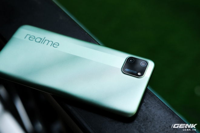 Trên tay C11: Chiếc điện thoại giá chỉ 3 triệu đồng đến từ Realme - Ảnh 5.