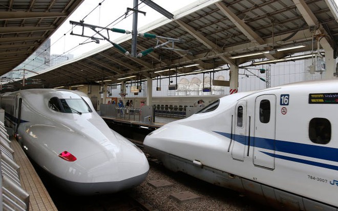 Cùng nhìn lại lịch sử hoạt động của tàu siêu tốc Shinkansen, niềm tự hào Nhật Bản với phiên bản mới nhất có thể chạy ngon ơ ngay cả khi động đất - Ảnh 28. Cùng nhìn lại lịch sử hoạt động của tàu siêu tốc Shinkansen, niềm tự hào Nhật Bản với phiên bản mới nhất có thể chạy ngon ơ ngay cả khi động đất - Ảnh 28.