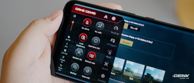 On the hands of the gaming monster ROG Phone 3: Snapdragon 865+, 144Hz screen, 6000mAh battery, price from 14.5 million - Photo 23. Trên tay quái vật gaming ROG Phone 3: Snapdragon 865+, màn hình 144Hz, pin 6000mAh, giá từ 14.5 triệu đồng - Ảnh 23.