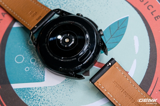 So sánh Galaxy Watch3, OPPO Watch và Apple Watch Series 5, bạn chọn smartwatch nào? - Ảnh 8. So sánh Galaxy Watch3, OPPO Watch và Apple Watch Series 5, bạn chọn smartwatch nào? - Ảnh 8.