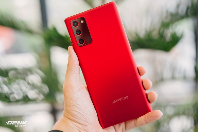 Ngắm Samsung Galaxy Note20 Mystic Red bản Hàn Quốc, chạy vi xử lý Snapdragon 865 - Ảnh 16. Ngắm Samsung Galaxy Note20 Mystic Red bản Hàn Quốc, chạy vi xử lý Snapdragon 865 - Ảnh 16.